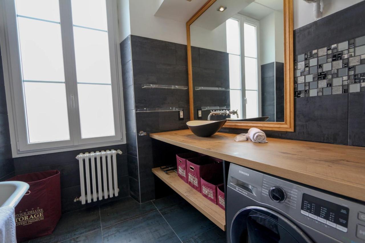 Modern With 3 Bedrooms Balcony Communal Garden And Ac- Benakey