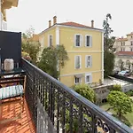 Appartement 3 chambres moderne avec balcon jardin commun et Clim - BENAKEY